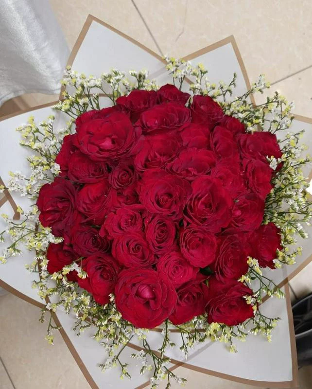 MJflowers  Love in red, red roses with babys breath